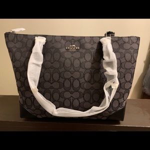 Authentic coach purse